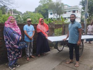টিন বিতরণ আলমডাঙ্গা